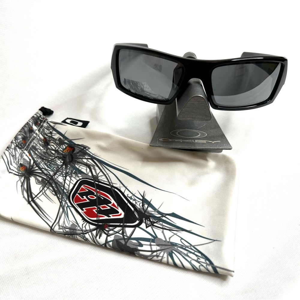 Oakley Troy Lee Designs Gascans Spider Phobia w/black polarized lenses